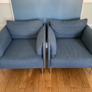 Lot 2 grands fauteuils, modèle Mitski Made.com