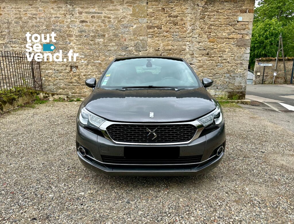 DS DS4