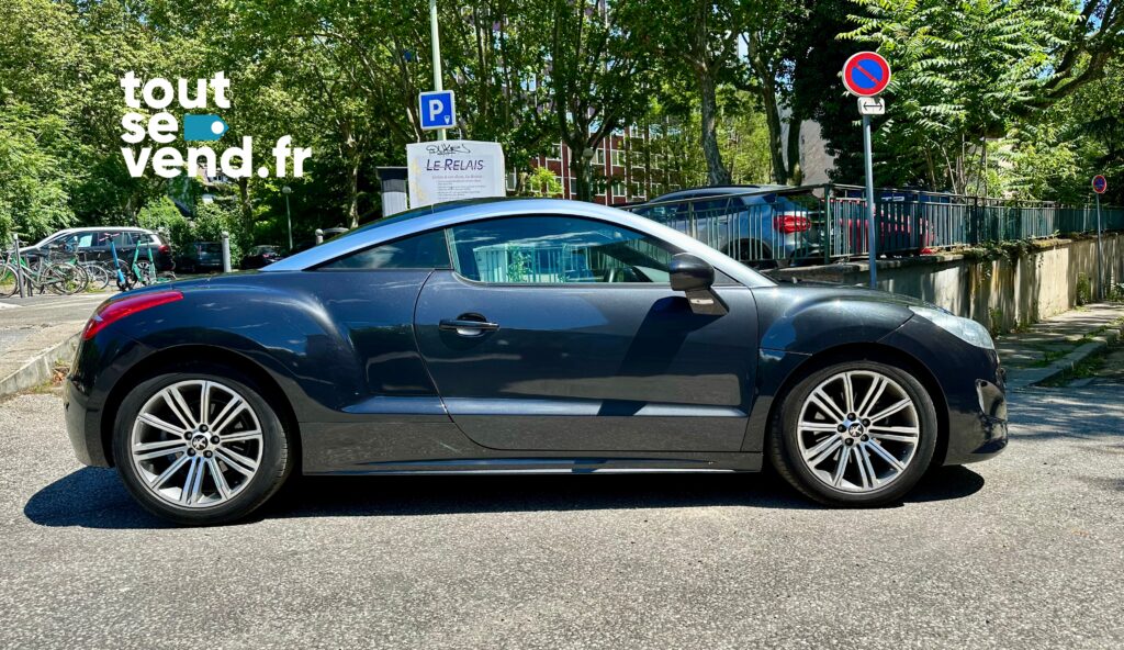 Peugeot RCZ