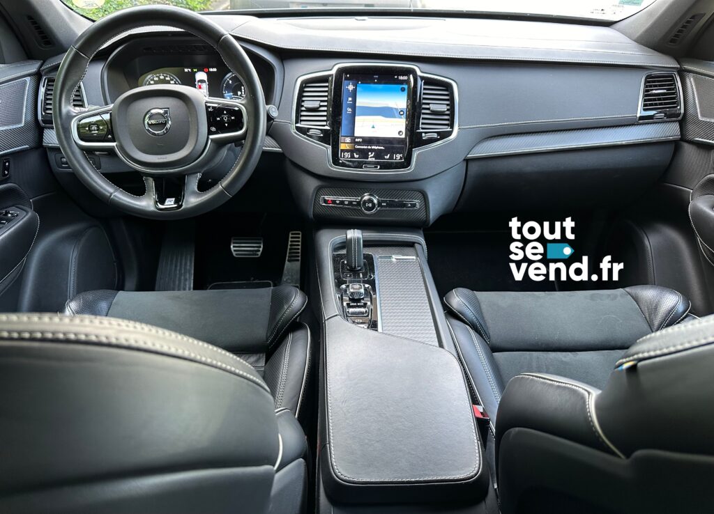 Volvo XC90 R-Design