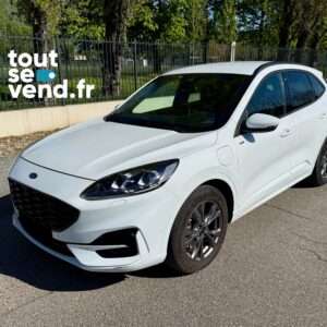 Ford Kuga 2.5 Duratec 225cv PowerSplit PHEV, modèle ST-LINE X, BVA, hybride essence rechargeable